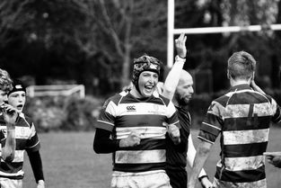 老鹰主场惊险取胜，特雷杨单节分力挽狂澜，nba老鹰特雷杨伤情  第2张